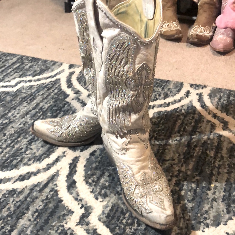 CORRAL SPARKLE CROSS BOOTS SIZE 8